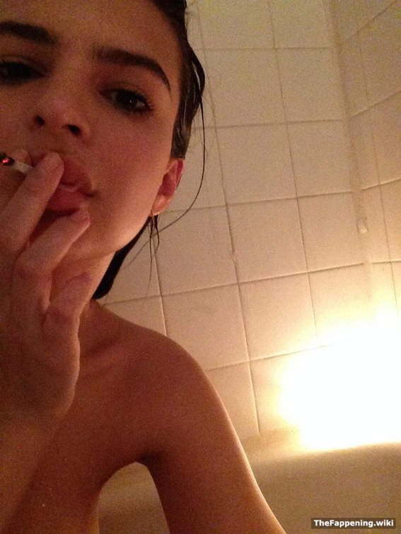 Emily-Ratajkowski-nude-ass-boobs-post-769378-649587-107